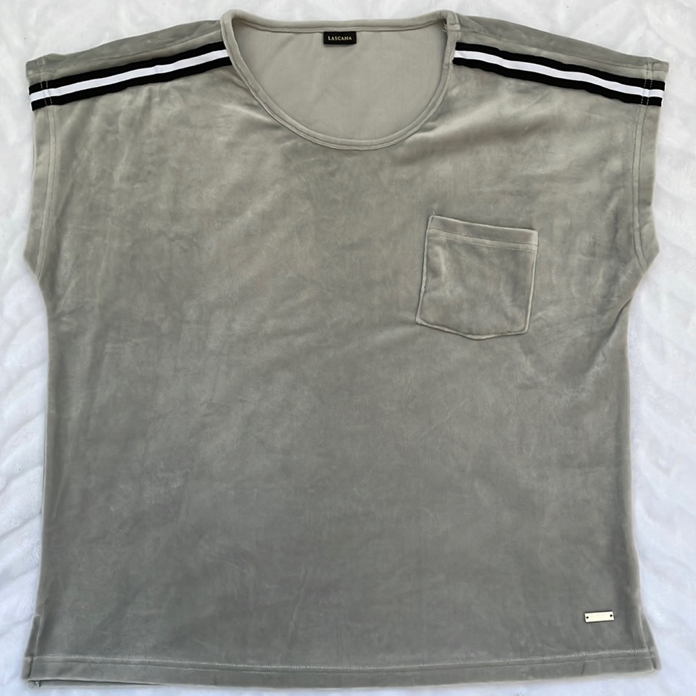 Lascana Velour Top, Size M/L